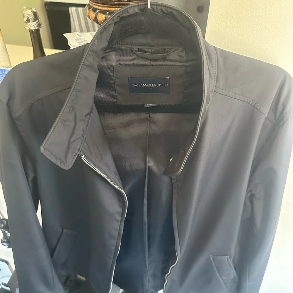 Banana Republic black lightweight jacket (M) - Picture 3 of 8